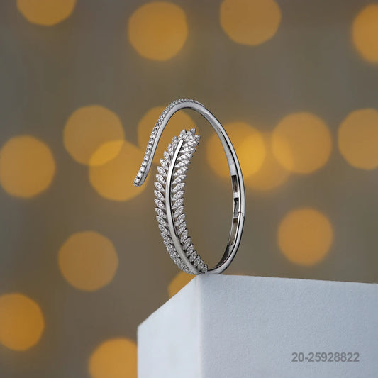 ALEENA CZ LEAF DESIGN KADA