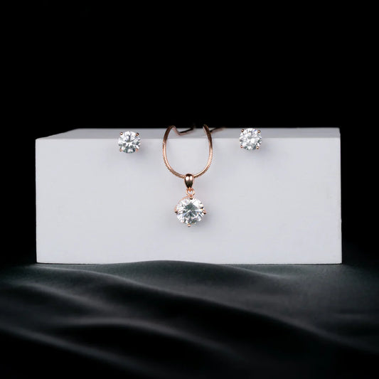 PEACOCK FEATHER INSPIRED EMERALD & CUBIC ZIRCONIA SILVER PENDANT SET