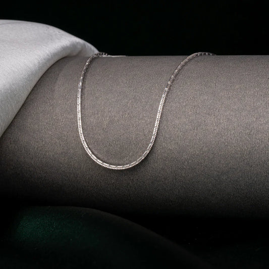 STYLISH TEXTURED BAR LINK SILVER CHAIN FOR WOMEN