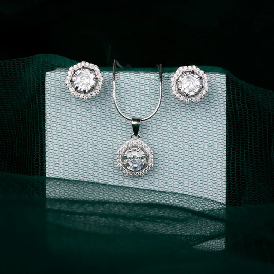 SILVER PLATED HALO AMERICAN DIAMOND NECKLACE SET WITH STUDS