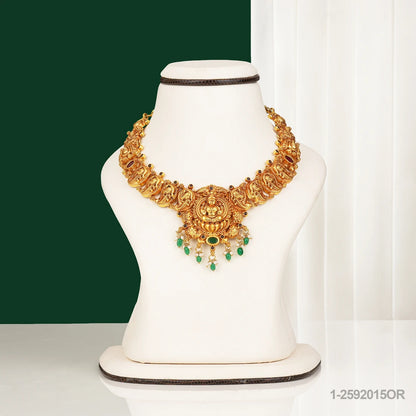 ARAVINDA NAKSHI LAKSHMI DESIGN NECKLACE WITH EMERALDS AND PEARLS