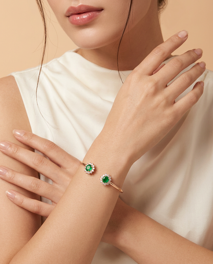 ROSE GOLD EMERALD FLOWER BRACELET MADE OF 92.5 SILVER