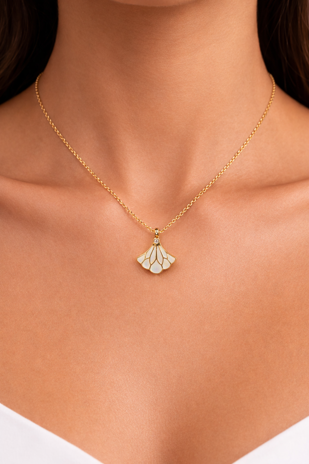 WINGED ELEGANCE GOLD PLATED SILVER NECKLACE