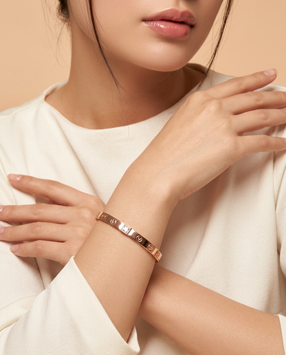ROSE GOLD CLASSIC BOLD BRACELET MADE OF 92.5 SILVER