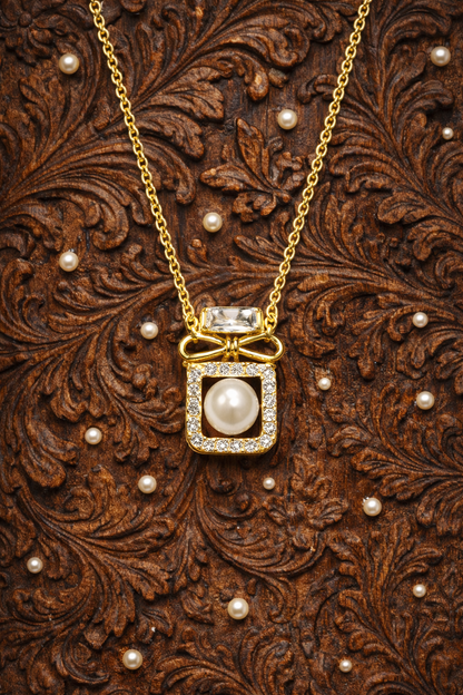 VICTORIAN PEARL AFFAIR GOLD PLATED SILVER NECKLACE