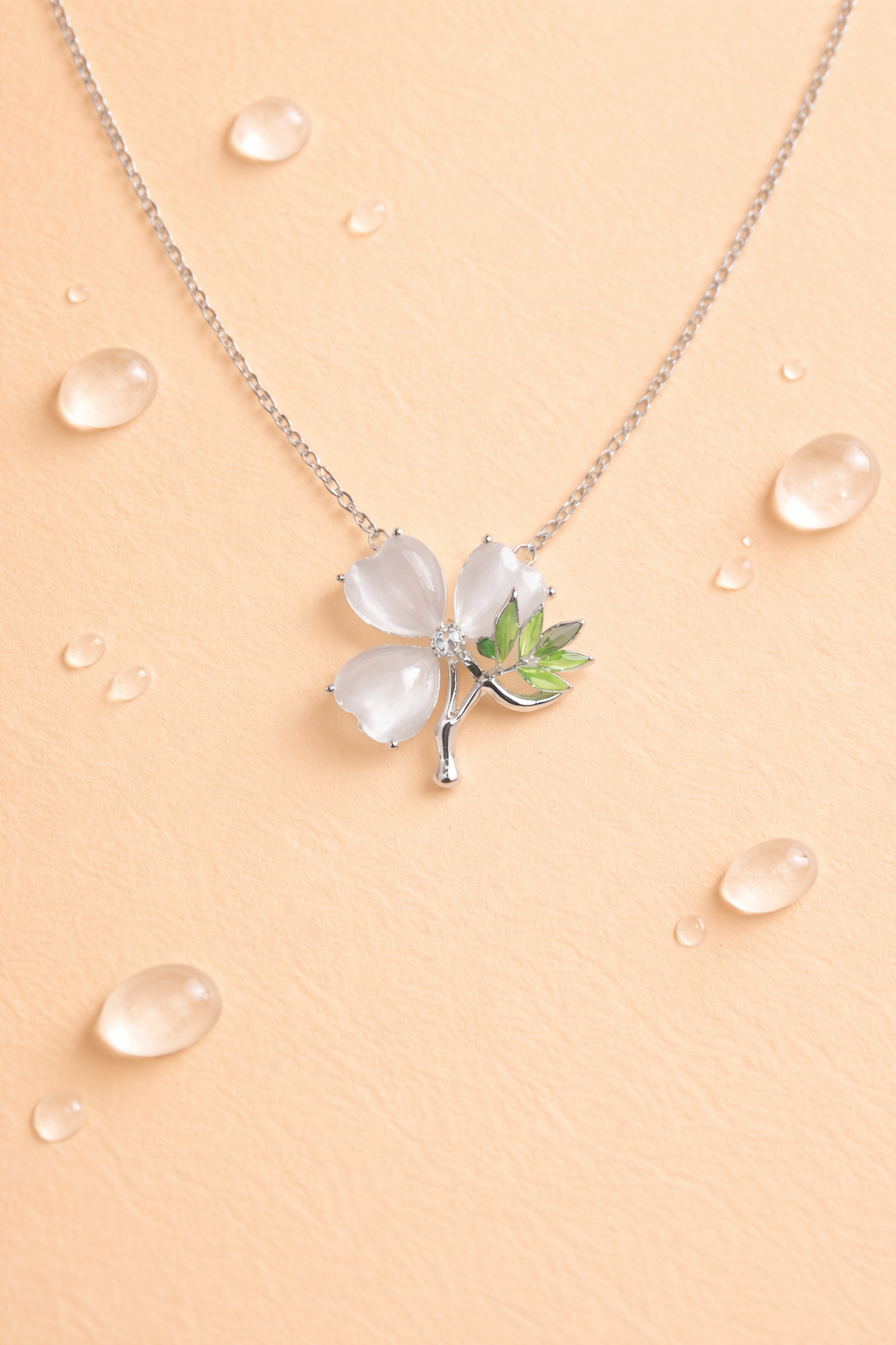 LUCKY THREE LEAF CLOVER SILVER NECKLACE