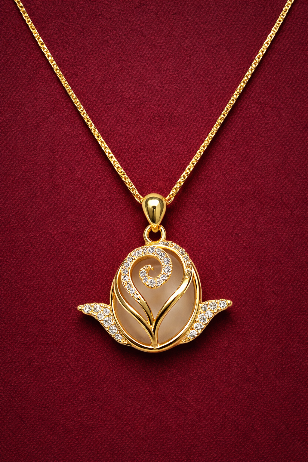 DARLING’S ROSE GOLD PLATED SILVER NECKLACE