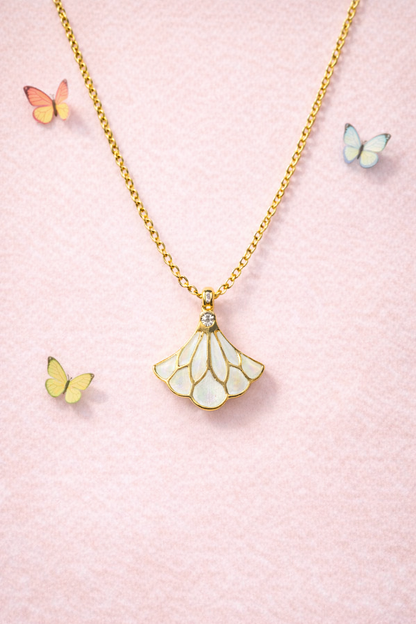 WINGED ELEGANCE GOLD PLATED SILVER NECKLACE