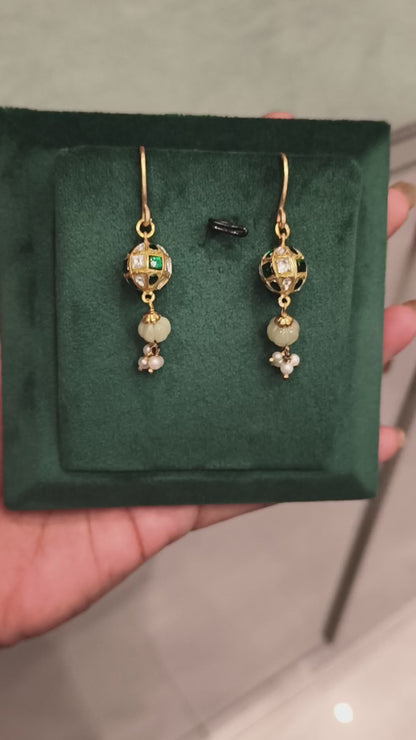 LAKSHMI KUNDAN EAR HANGINGS WITH EMERALD BEADS
