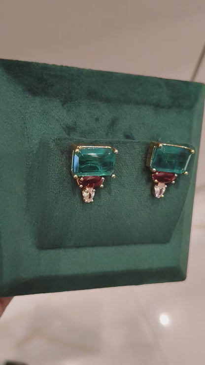 ANUSHKA EMERALD STONE STATEMENT EAR STUDS